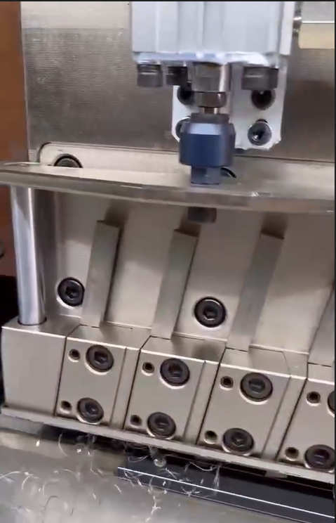 刨槽激光切割復(fù)合一體機